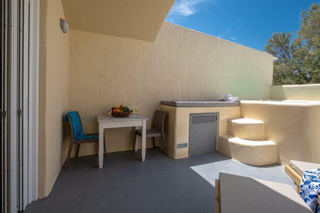 Cyclops Beach Apartments Perivolos  Dış mekan fotoğraf